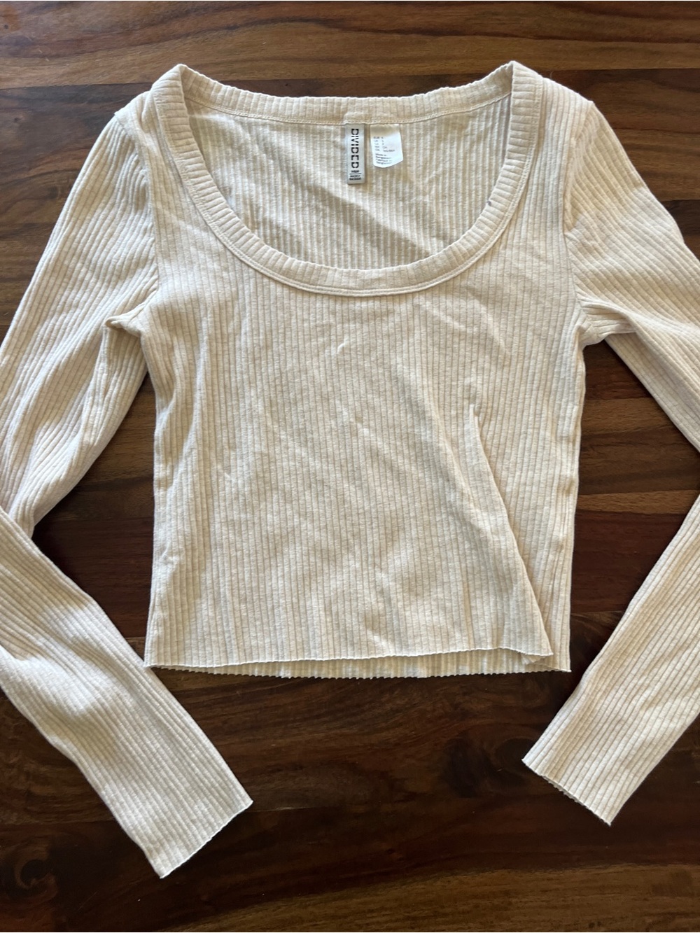 H&M cream ivory Ribbed Long-Sleeve Women's Top in Cream